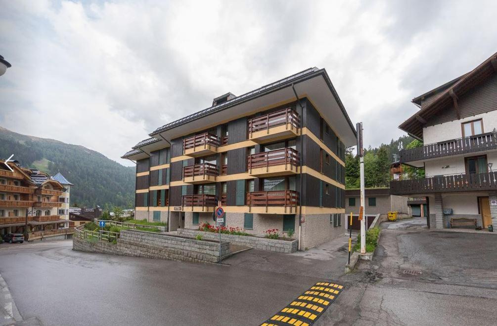 Apartament Deliziosa Mansarda Ai Piedi Della Pista 3Tre Madonna Zewnętrze zdjęcie